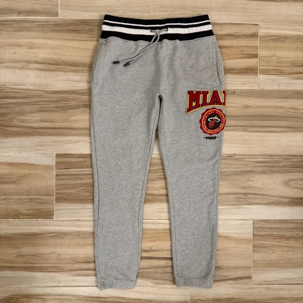 Pro Standard Miami Heat Sweatpants Mens Large Gray Luxury Athletic Joggers NBA
